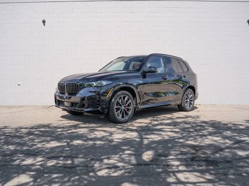 Used 2026 BMW X5 xDrive40i w/ M Sport Package AWD/4WD image 1