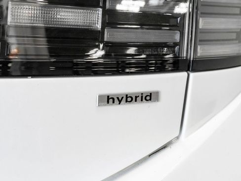 Used 2025 Hyundai Sonata SEL FWD image 31