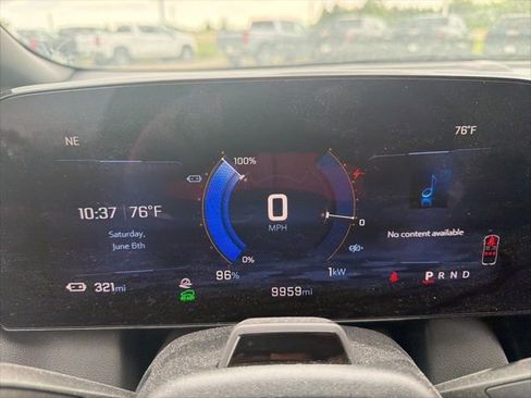 Used 2024 Chevrolet Equinox EV RS FWD image 9