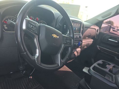 Used 2021 Chevrolet Silverado 1500 LT w/ Bed Protection Package image 5