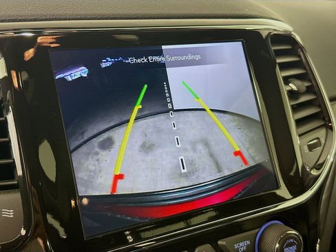 Used 2021 Jeep Grand Cherokee Laredo X image 14