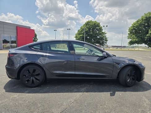 Used 2025 Tesla Model 3 Long Range RWD image 16