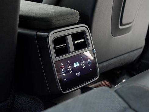 New 2025 Porsche Taycan GTS image 28