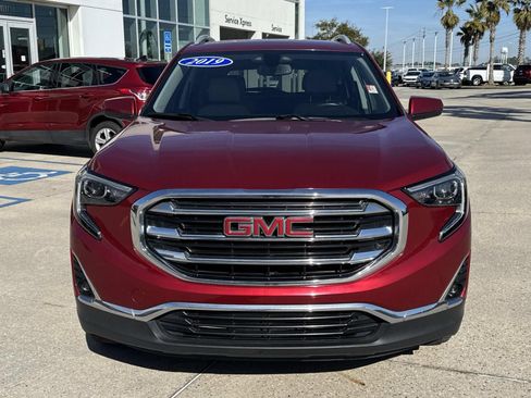 Used 2019 GMC Terrain SLT image 2