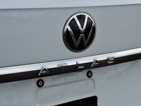 Certified 2022 Volkswagen Atlas SE w/ Panoramic Sunroof Package image 29