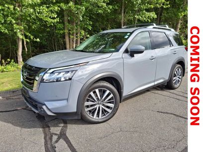 Used 2022 Nissan Pathfinder Platinum w/ Cargo Package