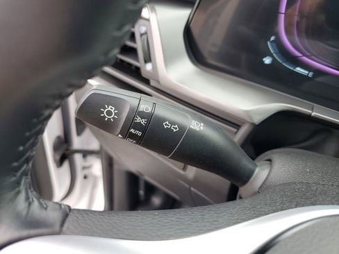 Certified 2025 Kia Telluride LX image 21