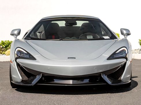 Used 2019 McLaren 570S Spider RWD image 3