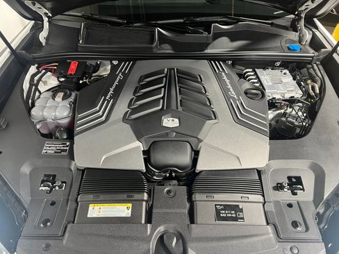 Used 2024 Lamborghini Urus Performante image 44