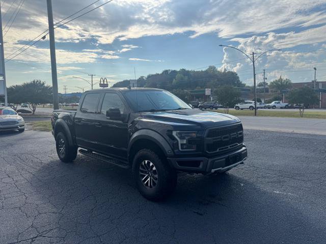 Used 2019 Ford F150 Raptor w/ Equipment Group 802A Luxury AWD/4WD image 3