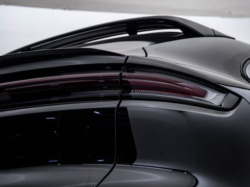 New 2026 Porsche Cayenne Coupe image 12