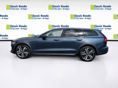 Used 2025 Volvo V60 B5 Cross Country Plus