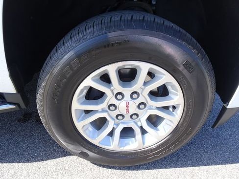 Used 2019 GMC Yukon XL SLT w/ Open Road Package RWD image 38