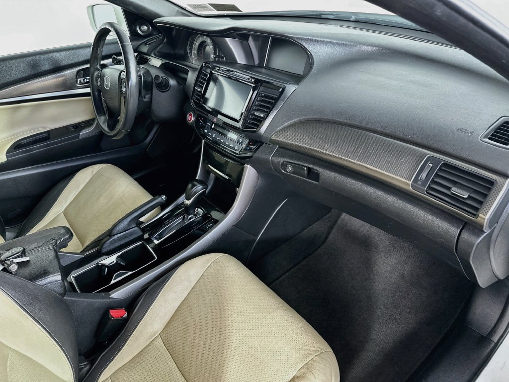 Used 2016 Honda Accord EX-L image 30
