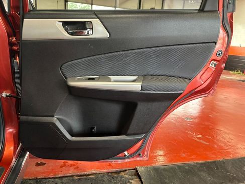 Used 2010 Subaru Forester 2.5X Premium image 29