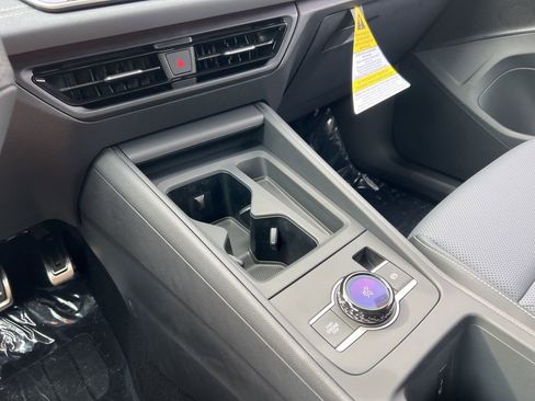 New 2026 Volkswagen Tiguan SE R-Line FWD image 19