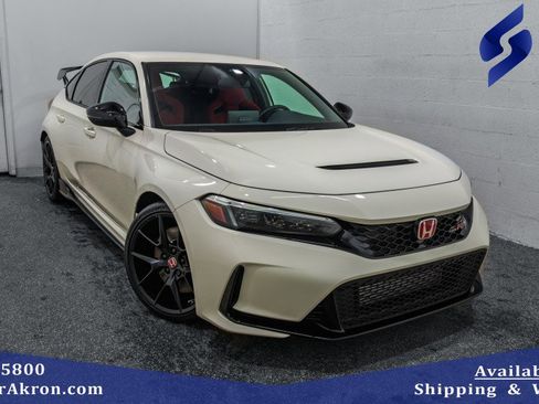 Used 2025 Honda Civic Type R image 1