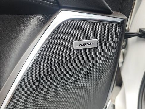 Used 2016 Cadillac Escalade Luxury image 20