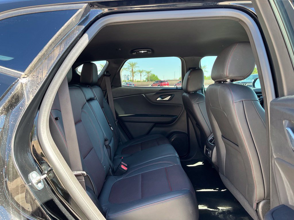 Used 2025 Chevrolet Blazer RS AWD/4WD image 19