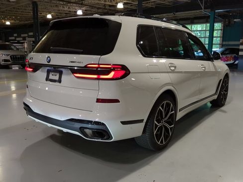 Used 2023 BMW X7 xDrive40i w/ Executive Package AWD/4WD image 8