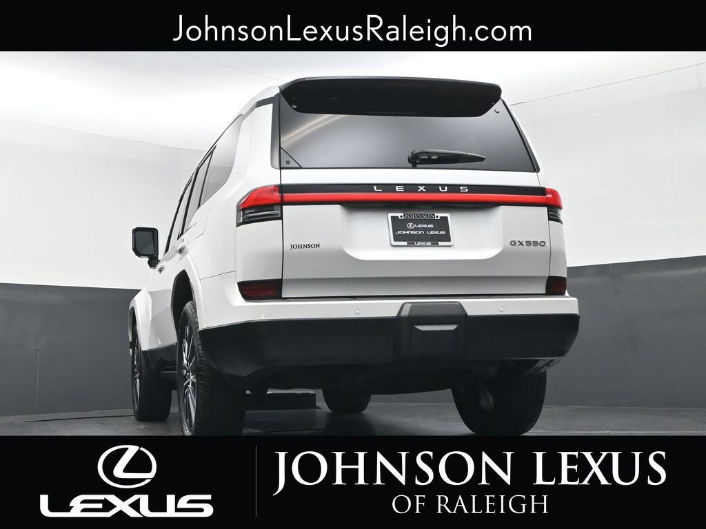 Used 2024 Lexus GX 550 w/ Cold Area Package AWD/4WD image 19