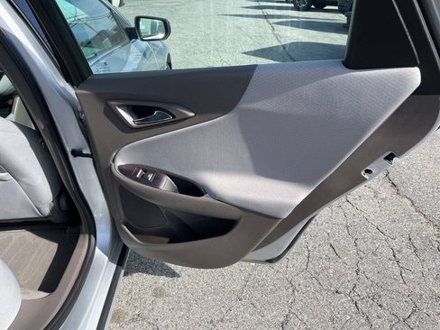 Used 2021 Chevrolet Malibu LT FWD image 20