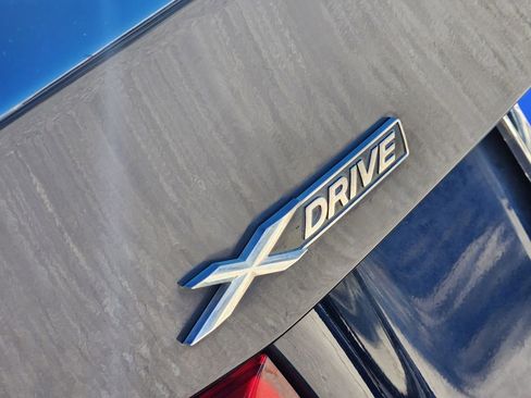 Used 2017 BMW 330i xDrive Sedan image 12