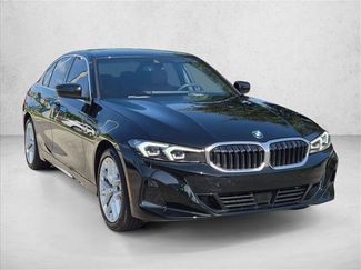 Used 2025 BMW 330i Sedan w/ M Sport Package RWD video 3