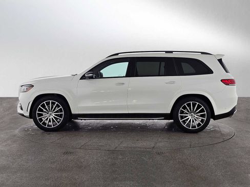 Used 2023 Mercedes-Benz GLS 450 4MATIC image 2