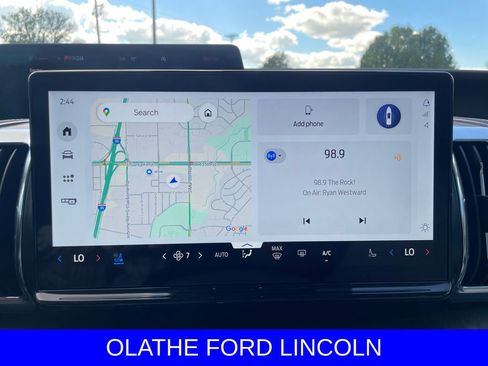 New 2025 Ford Expedition Platinum w/ Platinum Ultimate Package image 3