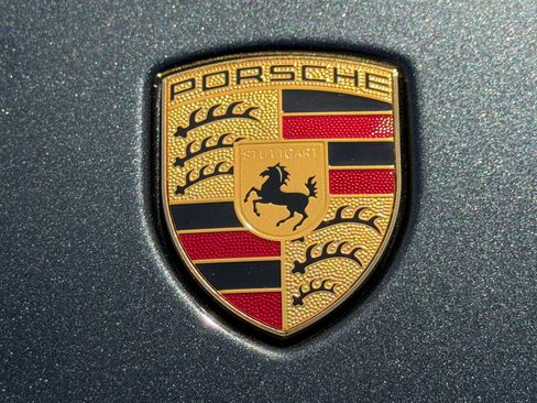 Used 2026 Porsche Macan AWD/4WD image 11