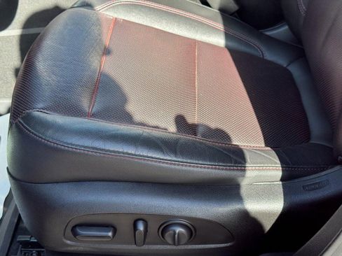 Used 2019 Chevrolet Blazer RS image 28