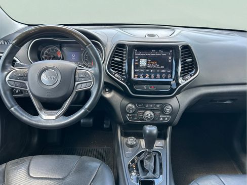 Certified 2019 Jeep Cherokee Overland AWD/4WD image 13