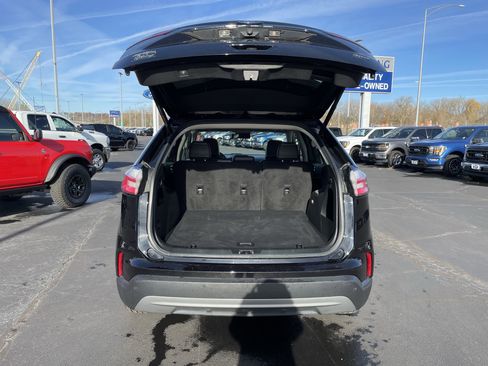 Used 2024 Ford Edge SEL w/ Convenience Package image 5