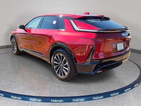 New 2026 Cadillac Lyriq Sport AWD/4WD image 6