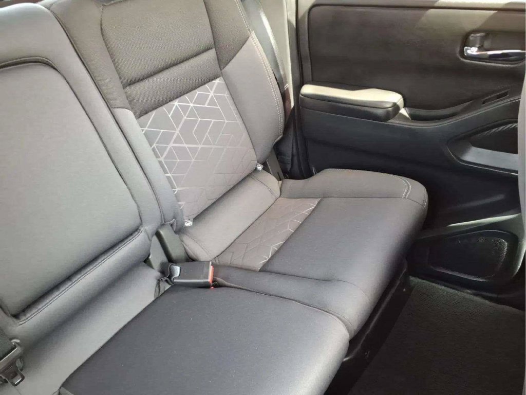 Certified 2026 Nissan Frontier SV RWD image 19