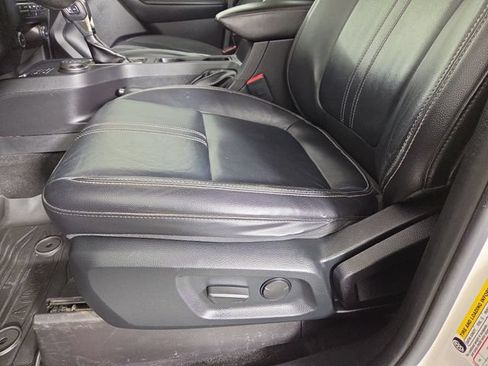 Used 2019 Ford Ranger Lariat w/ Equipment Group 501A Mid AWD/4WD image 32