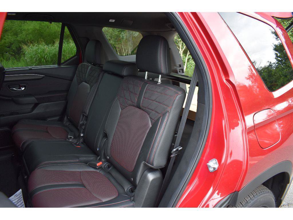 New 2026 Honda Pilot Black Edition image 30