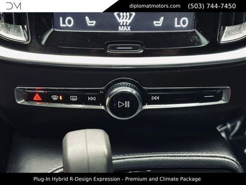 Used 2022 Volvo S60 T8 R-Design Expression w/ Premium Package AWD/4WD image 37