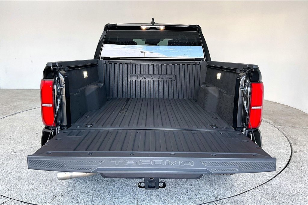 Used 2025 Toyota Tacoma TRD Sport RWD image 38