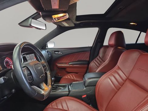Used 2022 Dodge Charger SRT Hellcat w/ Harman/Kardon Audio Group RWD image 9