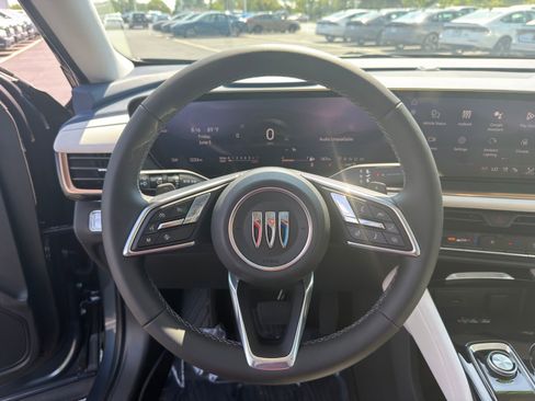 Used 2026 Buick Envision Avenir AWD/4WD image 17