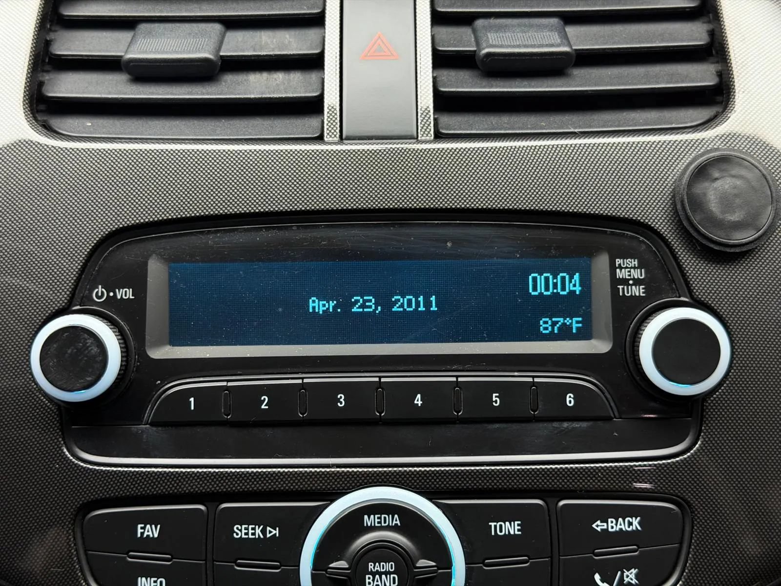 Used 2014 Chevrolet Spark LS FWD image 31