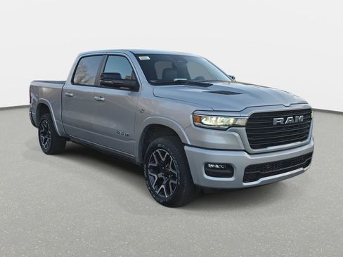 New 2026 RAM 1500 Laramie AWD/4WD image 3