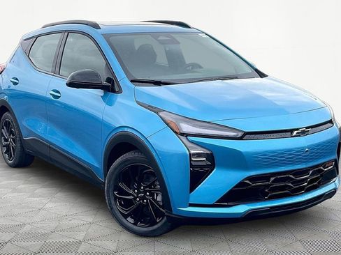 New 2027 Chevrolet Bolt RS w/ Technology Package FWD image 2