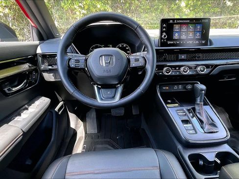 Used 2025 Honda CR-V Sport Touring image 11