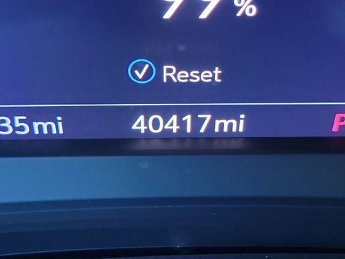 Used 2022 Cadillac XT5 Premium Luxury w/ Technology Package image 28