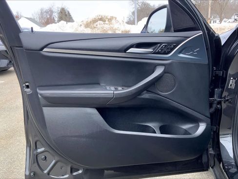 Used 2024 BMW X3 xDrive30i image 22