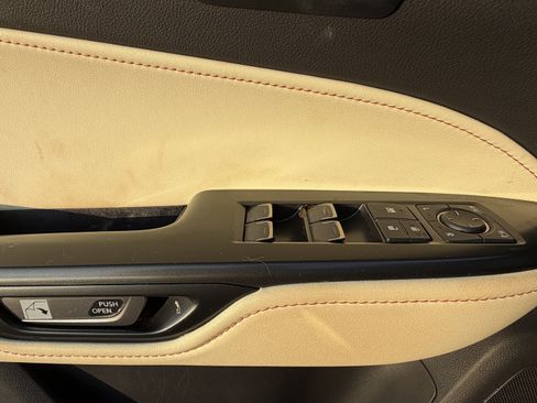 Used 2024 Lexus NX 250 FWD image 14