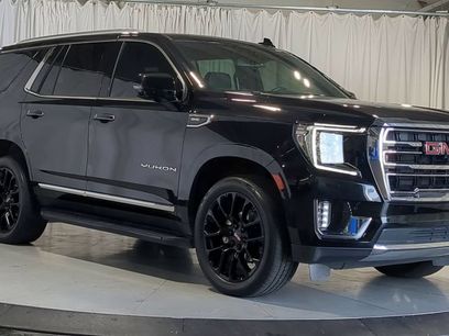 Used 2023 GMC Yukon SLT w/ SLT Premium Package